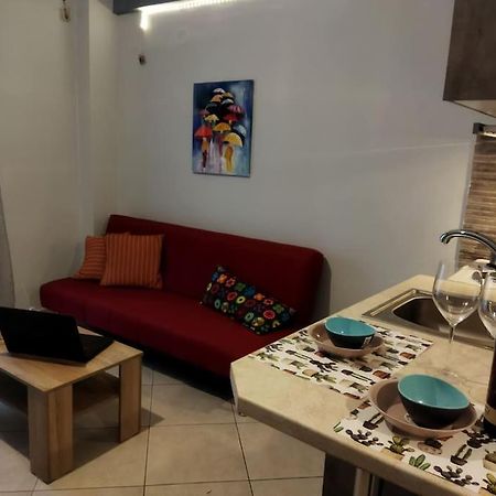 Apartamento Studio In City Center Kavala Exterior foto