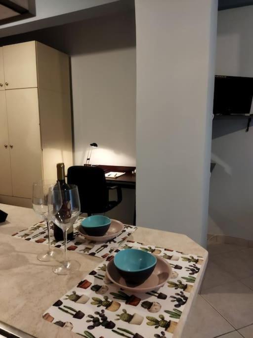 Apartamento Studio In City Center Kavala Exterior foto